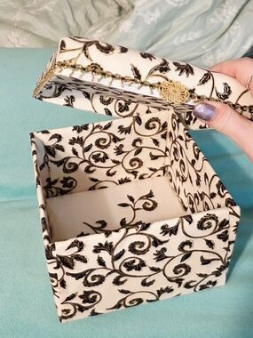 Handmade Ornate Fabric Keepsake Box ✨🖤💛